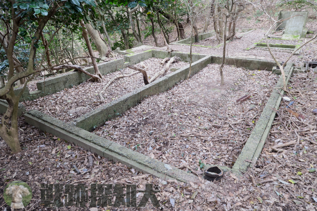 乙衛所を北側から撮影 右手前の部屋の角に特徴的な構造が見られる