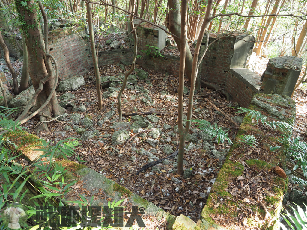 芹崎防備衛所衛指揮室（その１）：出窓構造が特徴的